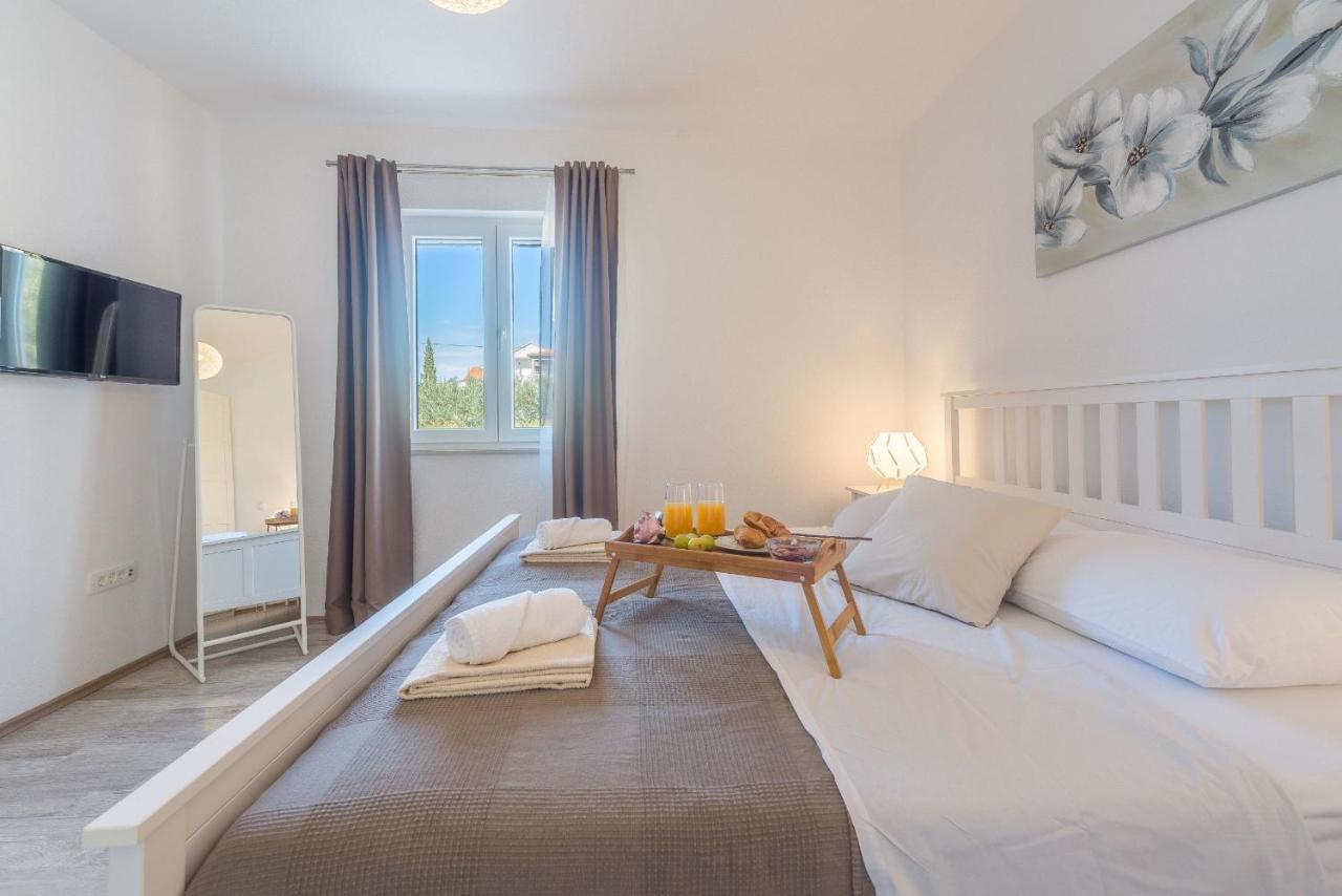 Villa Tara Zadarvillas Tinj Extérieur photo