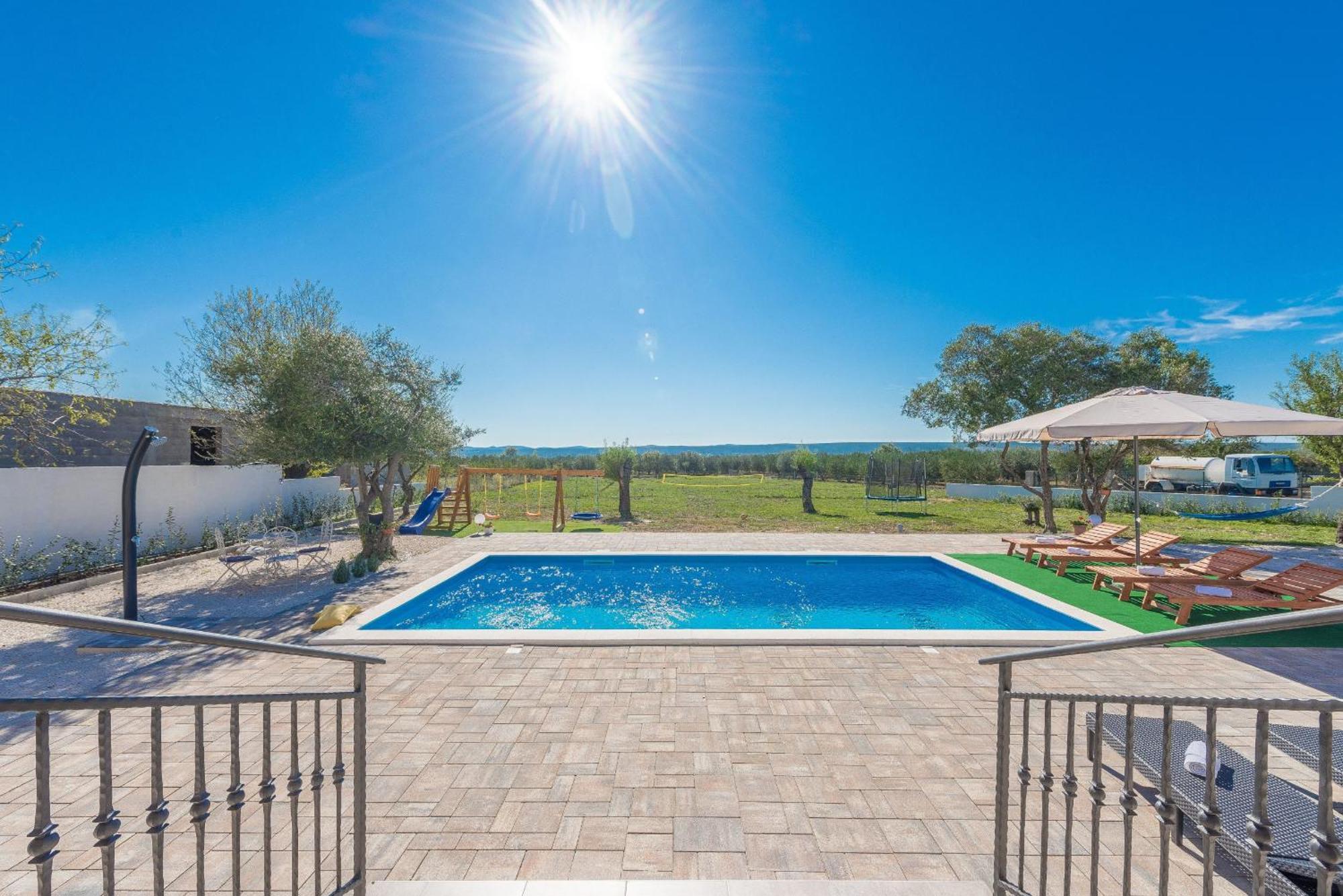 Villa Tara Zadarvillas Tinj Extérieur photo